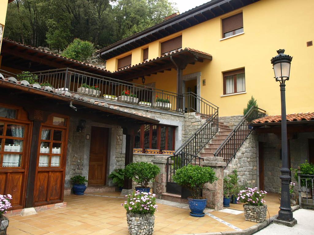 Hotel La Molinuca Alles Exterior foto