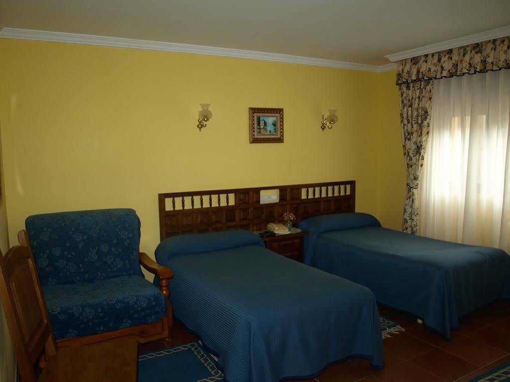 Hotel La Molinuca Alles Exterior foto